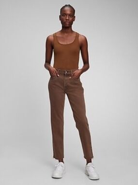 GAP High Rise Cheeky Straight-Leg Jean with Washwell in Buffalo Brown